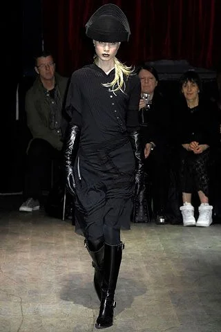 Look 28